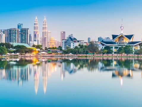 Exploring Malaysia, Kuala Lumpur &amp; Borneo |  Kultur, Dschungel &amp; Golf