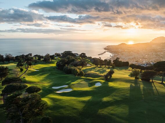 Silvester auf Madeira – Golf, Genuss &amp; Feuerwerkskunst