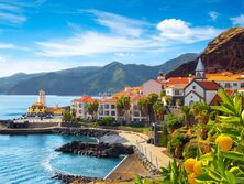 Silvester auf Madeira – Golf, Genuss &amp; Feuerwerkskunst